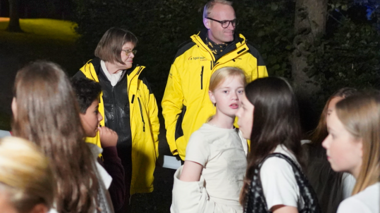 Natteravnene Jacob og Marie-Louise står klar til en snak og en hjælpende hånd.